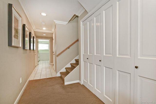 2 Montana Place, Huntington Station, NY 11746