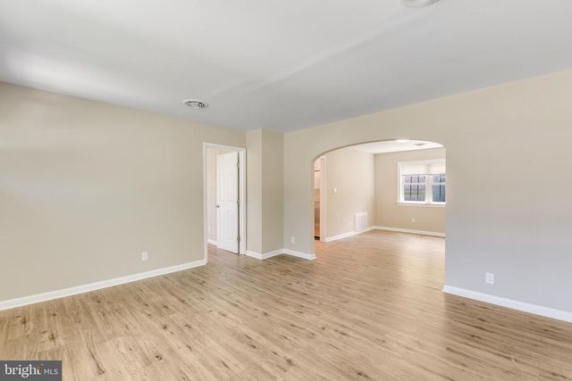 10540 FLOWER ST, Berlin, MD 21811
