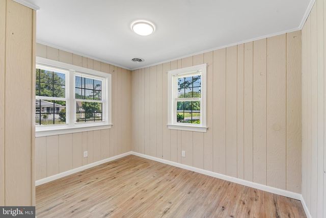 10540 FLOWER ST, Berlin, MD 21811