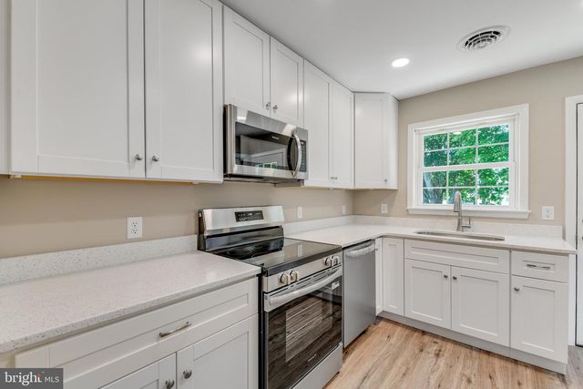 10540 FLOWER ST, Berlin, MD 21811