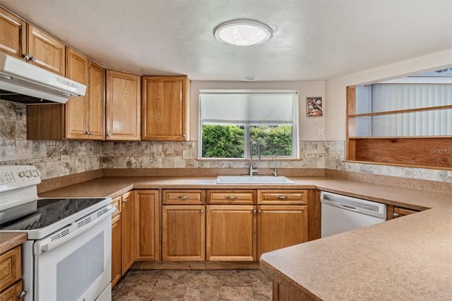 1735 UNION STREET, Clearwater, FL 33755