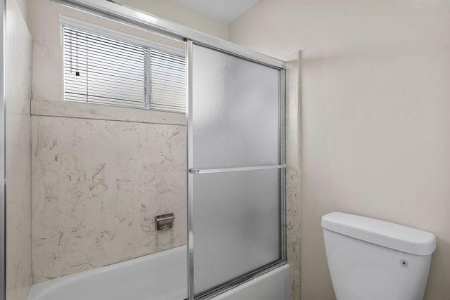 2662 Carmelita Way, Pinole, CA 94564