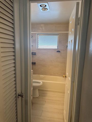4517 NW 49th Court, Tamarac, FL 33319