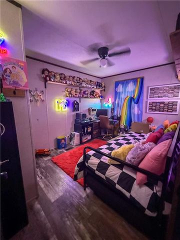 19525 50th Road, Parsons, KS 67357