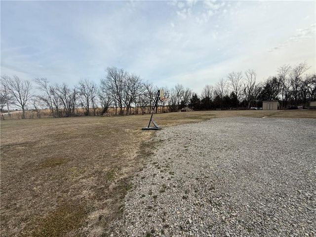19525 50th Road, Parsons, KS 67357