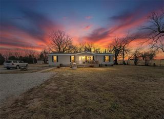 19525 50th Road, Parsons, KS 67357