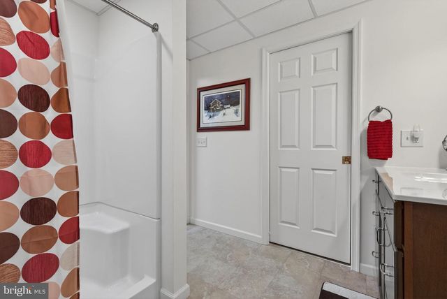 24 HICKORY ST, Palmyra, PA 17078