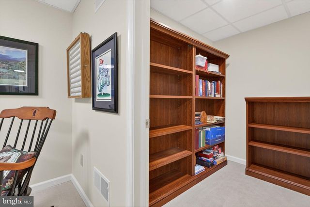 24 HICKORY ST, Palmyra, PA 17078