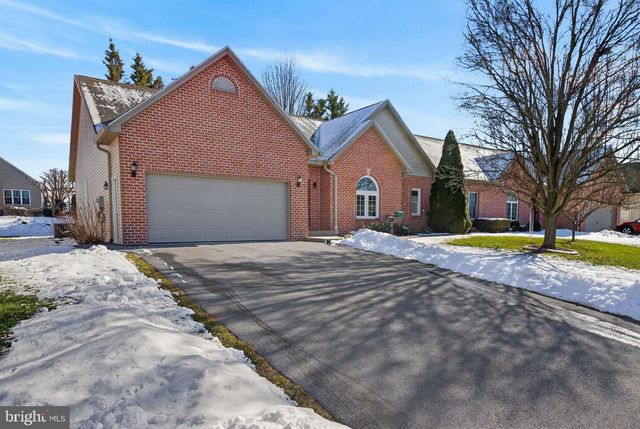 24 HICKORY ST, Palmyra, PA 17078