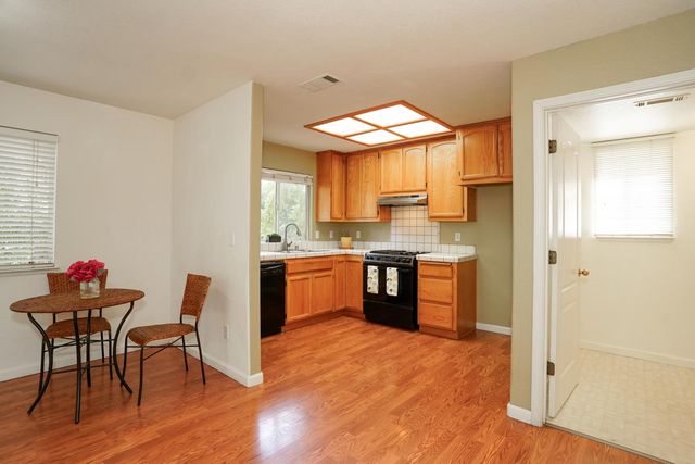 8003 Sunset Ave, Fair Oaks, CA 95628