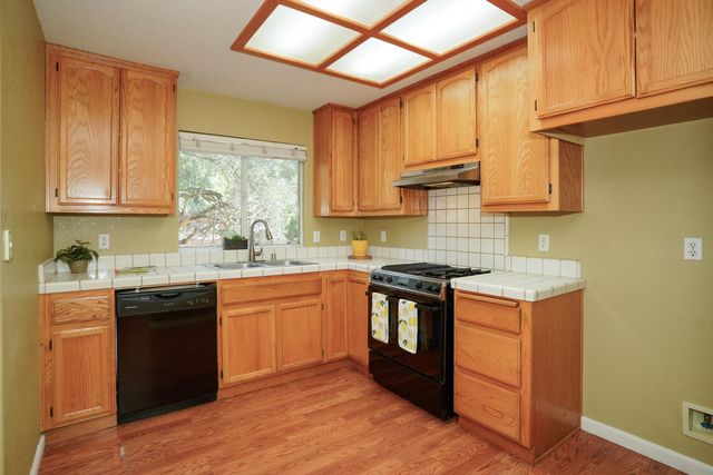 8003 Sunset Ave, Fair Oaks, CA 95628