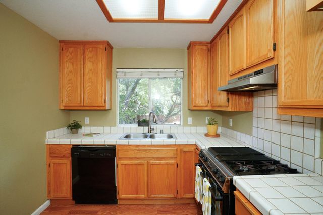 8003 Sunset Ave, Fair Oaks, CA 95628