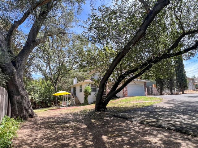 8003 Sunset Ave, Fair Oaks, CA 95628