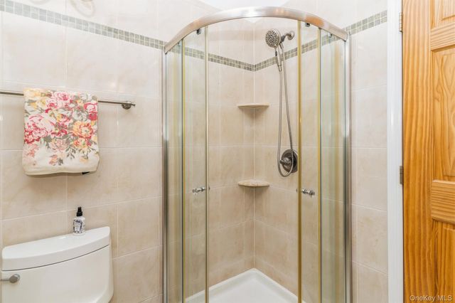 49 Winter Street, Lynbrook, NY 11563