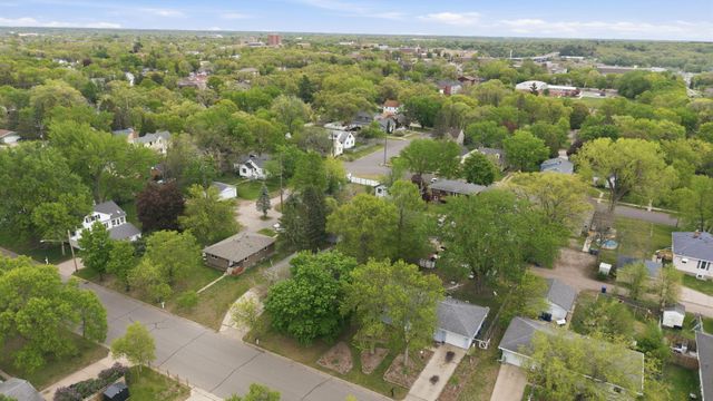 1201 10th Avenue S, Saint Cloud, MN 56301