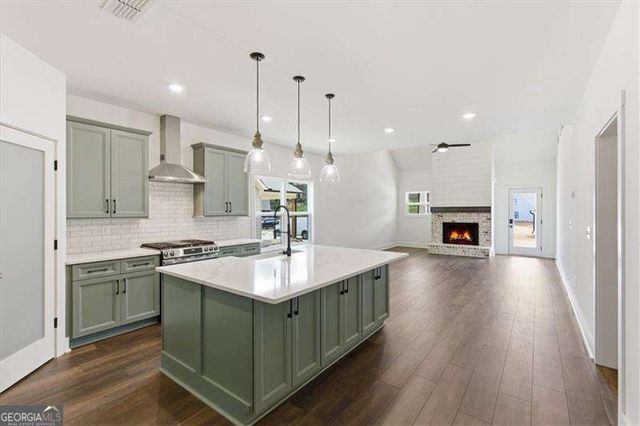 135 Old Alabama Road, Emerson, GA 30137