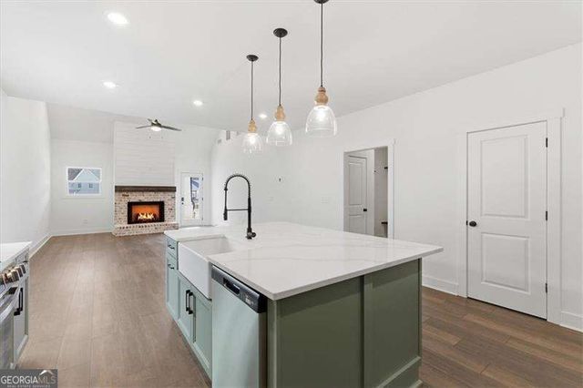 135 Old Alabama Road, Emerson, GA 30137