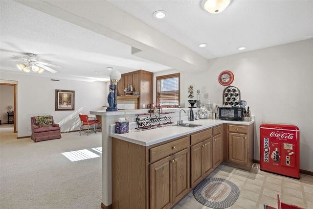 3519 Rogers Road, Cedar Rapids, IA 52405