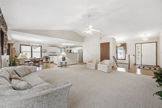 3519 Rogers Road, Cedar Rapids, IA 52405