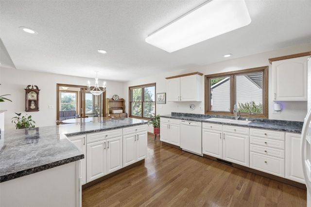 3519 Rogers Road, Cedar Rapids, IA 52405