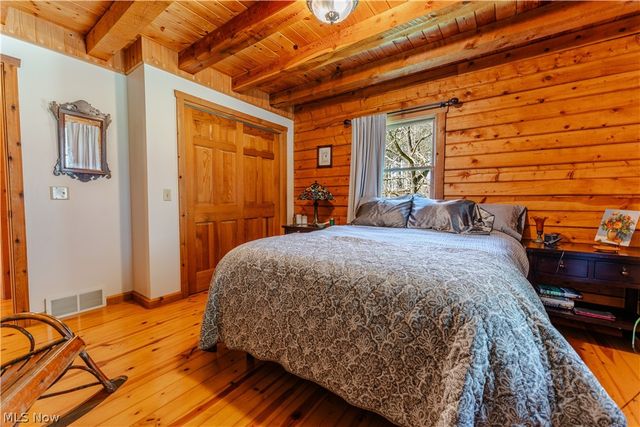 31370 Cadiz Dennison Road, Uhrichsville, OH 44683
