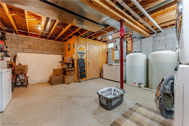 31370 Cadiz Dennison Road, Uhrichsville, OH 44683