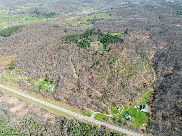 31370 Cadiz Dennison Road, Uhrichsville, OH 44683