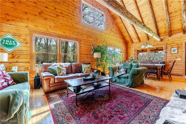 31370 Cadiz Dennison Road, Uhrichsville, OH 44683
