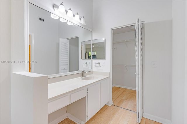 104 NW 98th Ter 104, Plantation, FL 33324