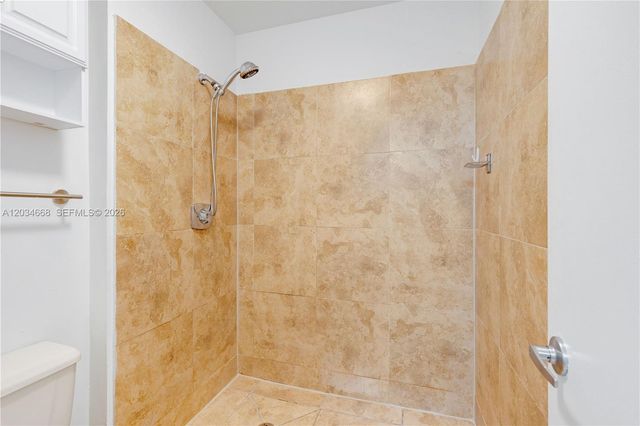 104 NW 98th Ter 104, Plantation, FL 33324