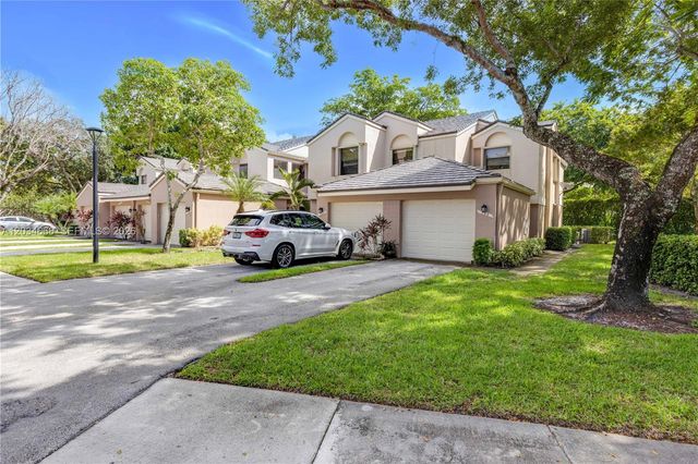104 NW 98th Ter 104, Plantation, FL 33324