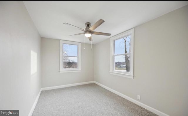 7568 BROCKTON RD, Philadelphia, PA 19151