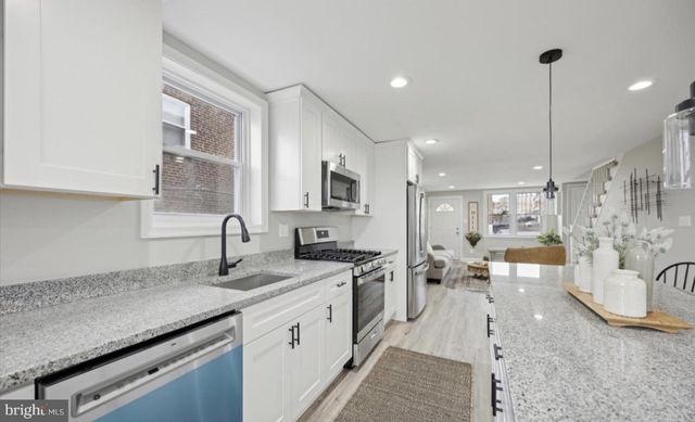 7568 BROCKTON RD, Philadelphia, PA 19151