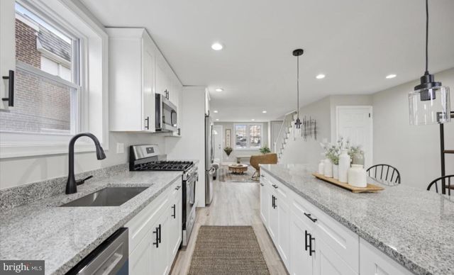 7568 BROCKTON RD, Philadelphia, PA 19151