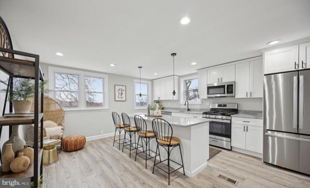 7568 BROCKTON RD, Philadelphia, PA 19151