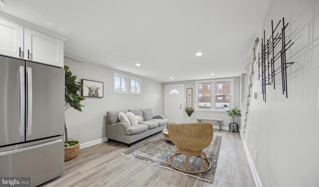 7568 BROCKTON RD, Philadelphia, PA 19151