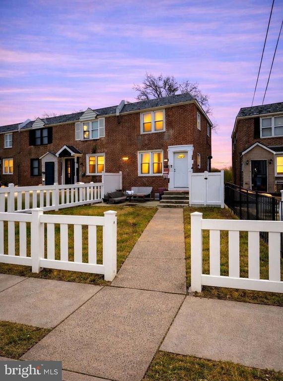 7568 BROCKTON RD, Philadelphia, PA 19151