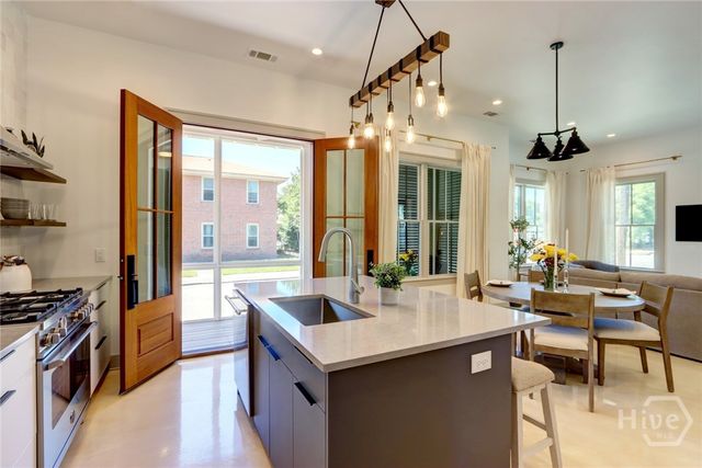 1812 Habersham Street, Savannah, GA 31401
