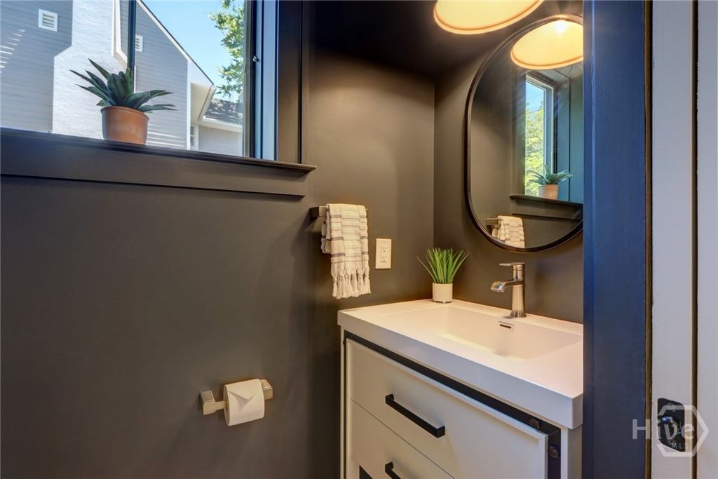 Image 25 of property listing at 1812 Habersham Street, Savannah, GA 31401