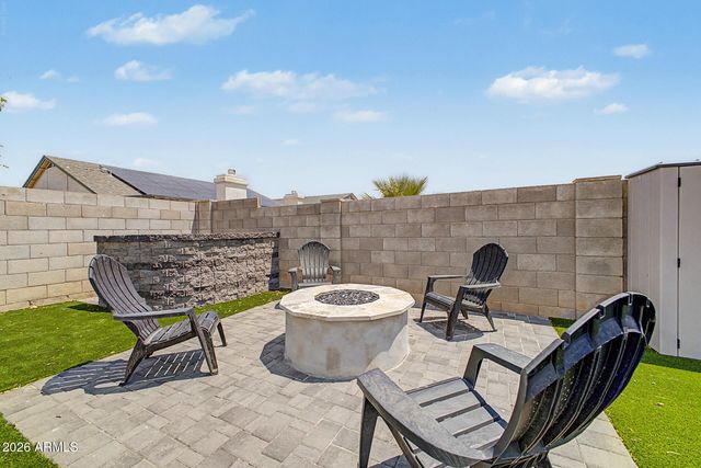 3601 W CAT BALUE Drive, Glendale, AZ 85308