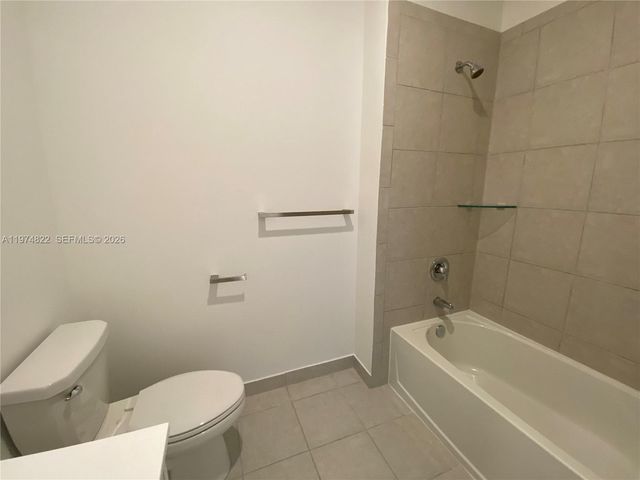 211 SW 159th Ter, Pembroke Pines, FL 33027