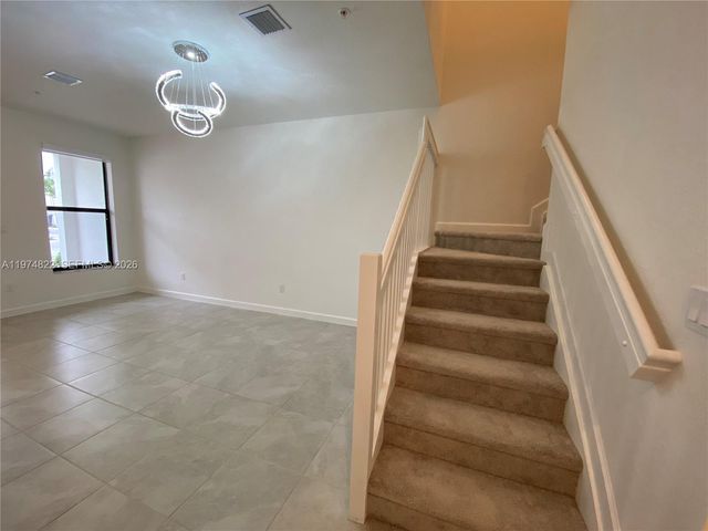 211 SW 159th Ter, Pembroke Pines, FL 33027