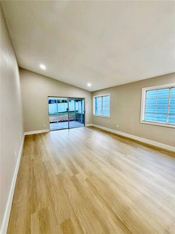 554 PORTLAND CIRCLE, Apopka, FL 32703
