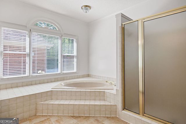 280 Camelot Drive, Fayetteville, GA 30214