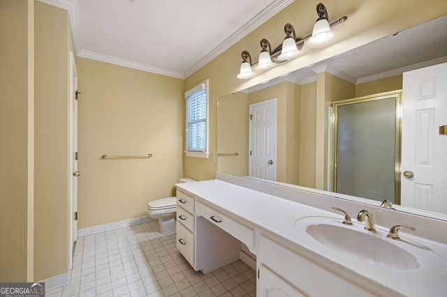 280 Camelot Drive, Fayetteville, GA 30214