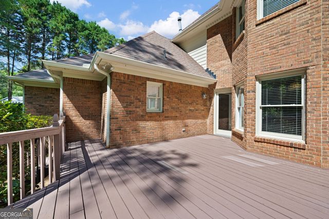 280 Camelot Drive, Fayetteville, GA 30214