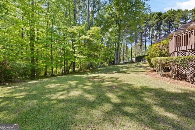 280 Camelot Drive, Fayetteville, GA 30214