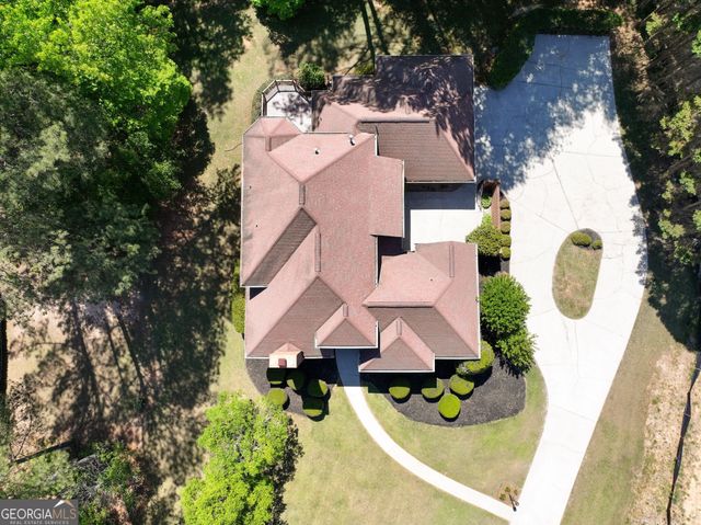 280 Camelot Drive, Fayetteville, GA 30214