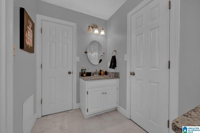 1014 MOUNTAIN LAUREL CIRCLE, Moody, AL 35004