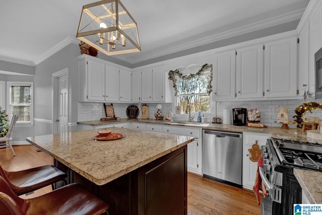 1014 MOUNTAIN LAUREL CIRCLE, Moody, AL 35004